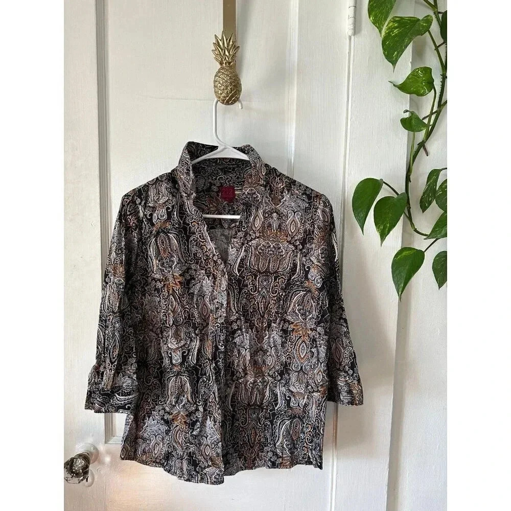 212 Collection Women’s size Large stretch blouse